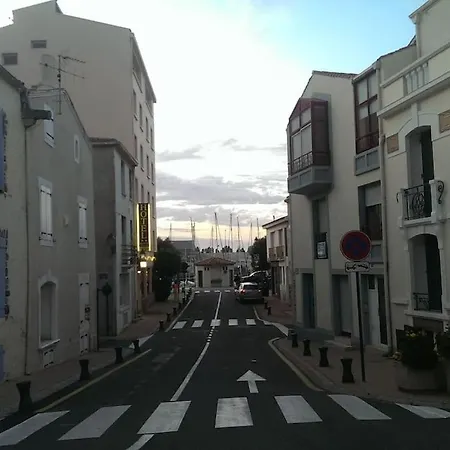 بيت للعطل Maison A 100m Grande Plage, A 50m Du Port لي سابلِ دولونْ